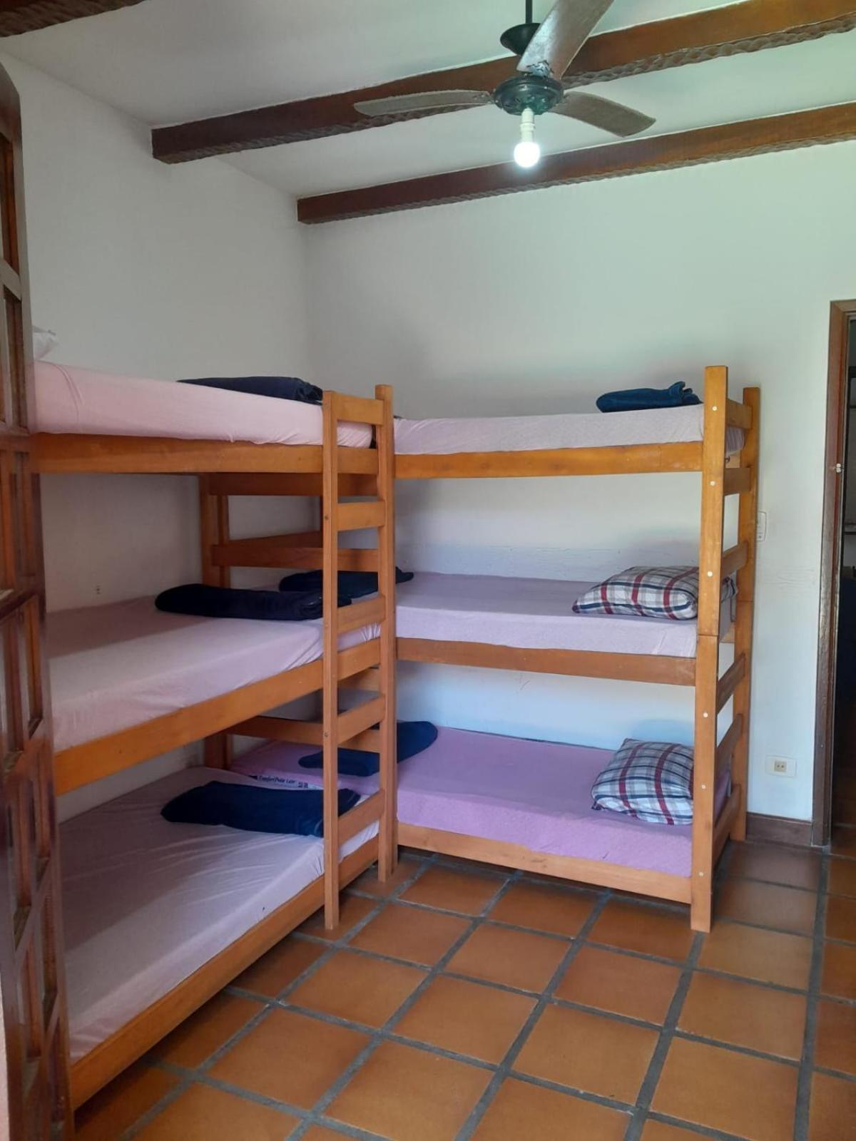 Casa 51 Hostel อูบาตูบา ภายนอก รูปภาพ